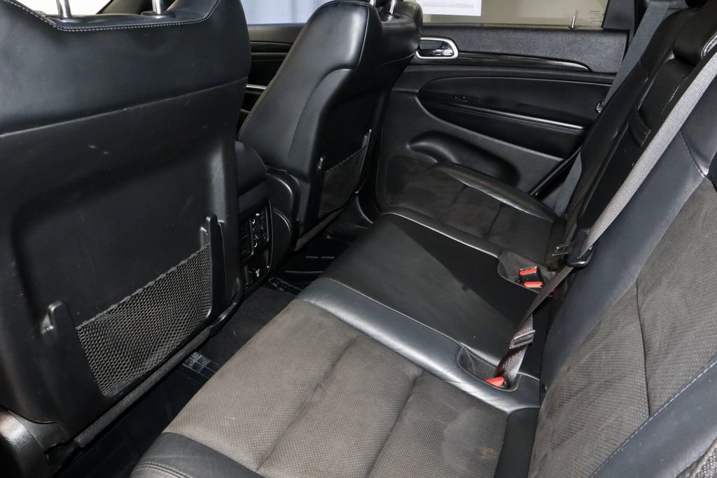 Used 2020 Jeep Grand Cherokee Altitude image 22