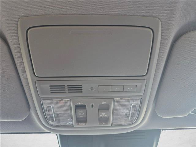Used 2019 Honda CR-V EX-L image 16