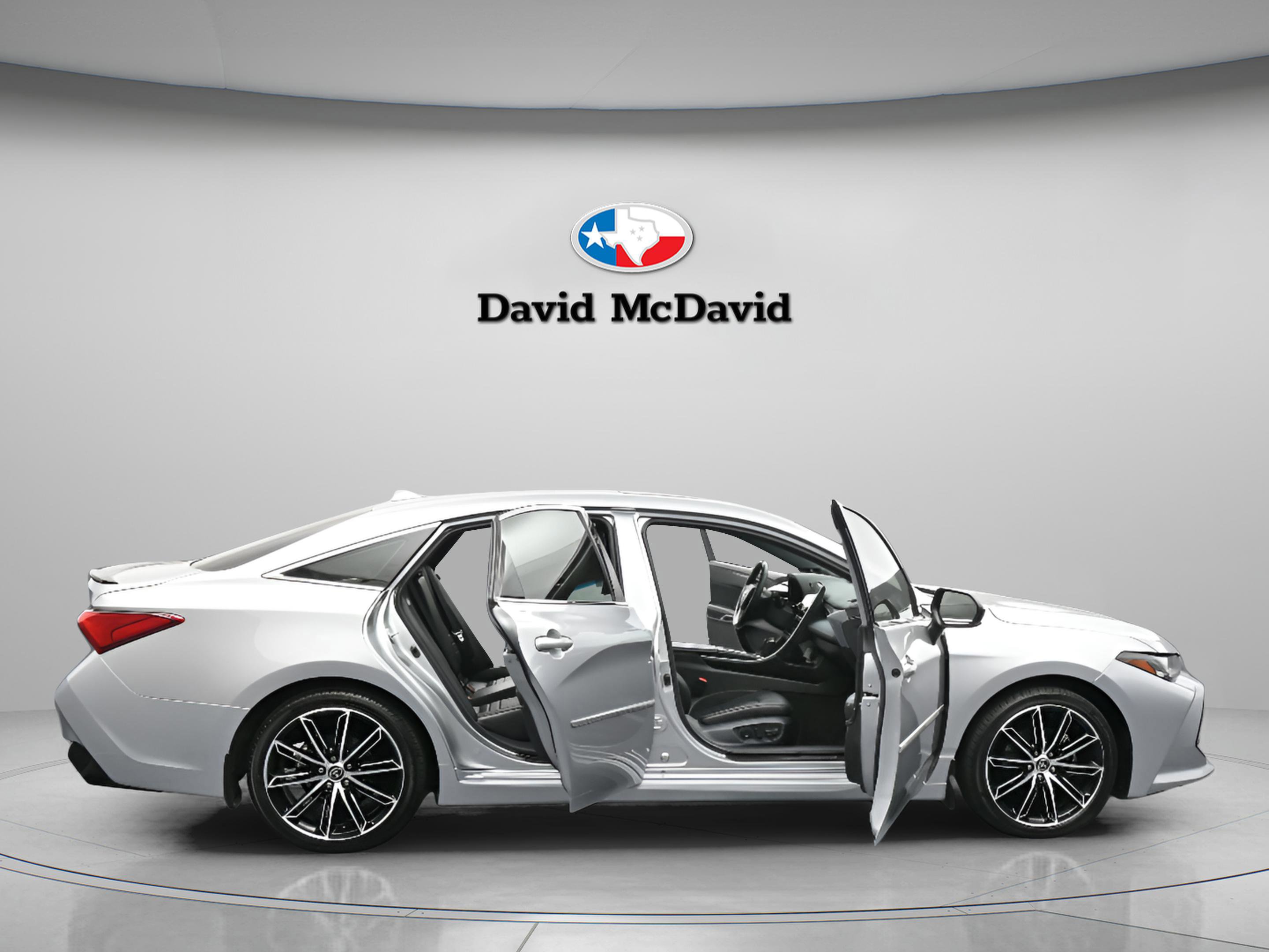 Used 2022 Toyota Avalon Touring image 30