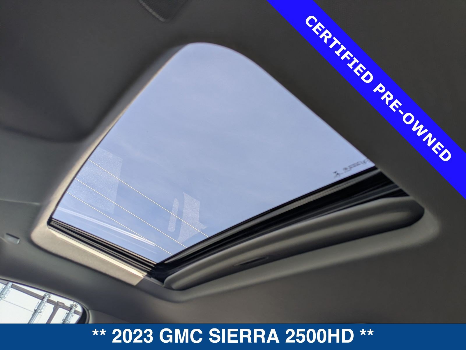 Used 2023 GMC Sierra 2500 Denali w/ Denali Ultimate Package AWD/4WD image 32