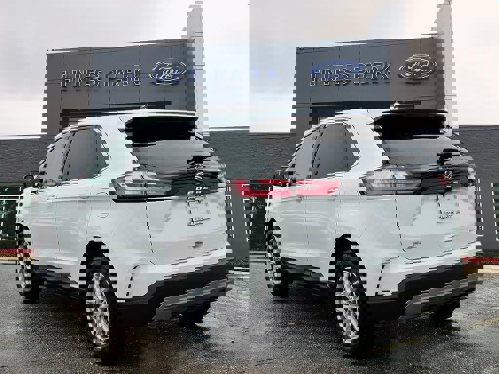 Certified 2022 Ford Edge SEL w/ Convenience Package image 5