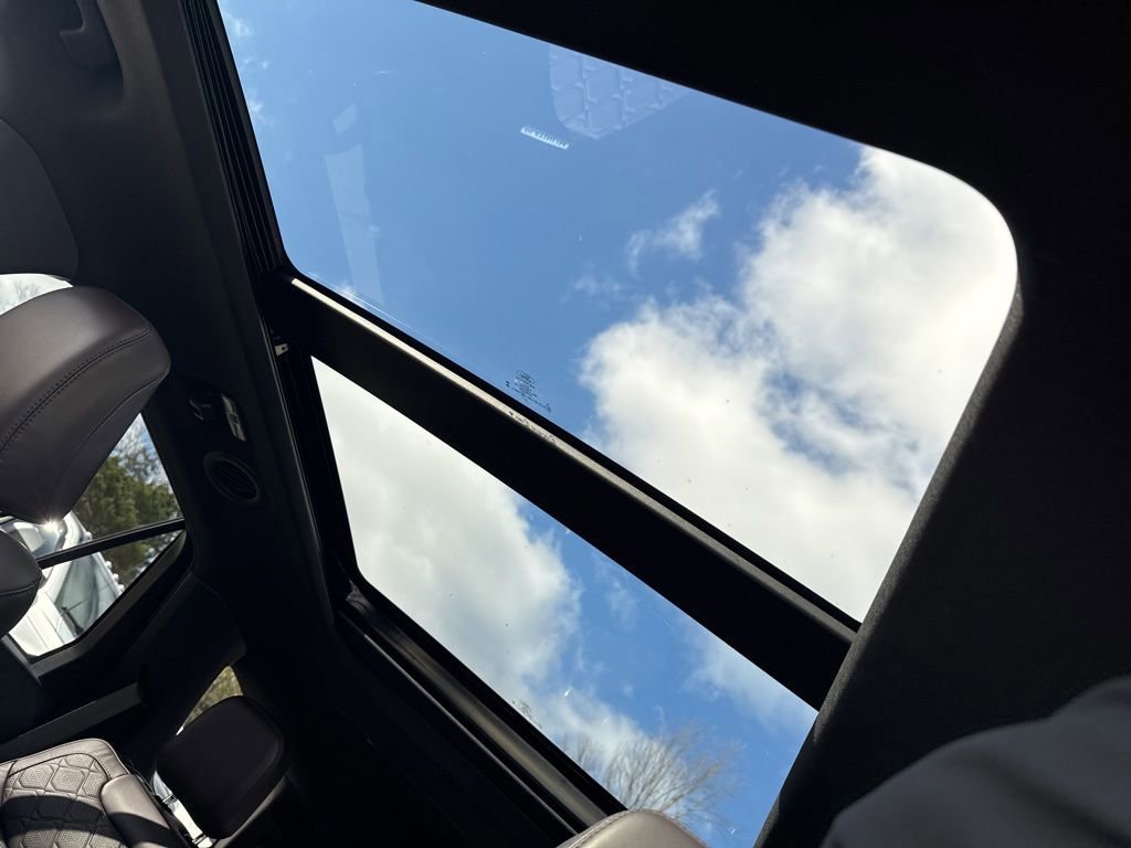 Certified 2025 Ford Explorer Platinum w/ Ultimate Package image 26