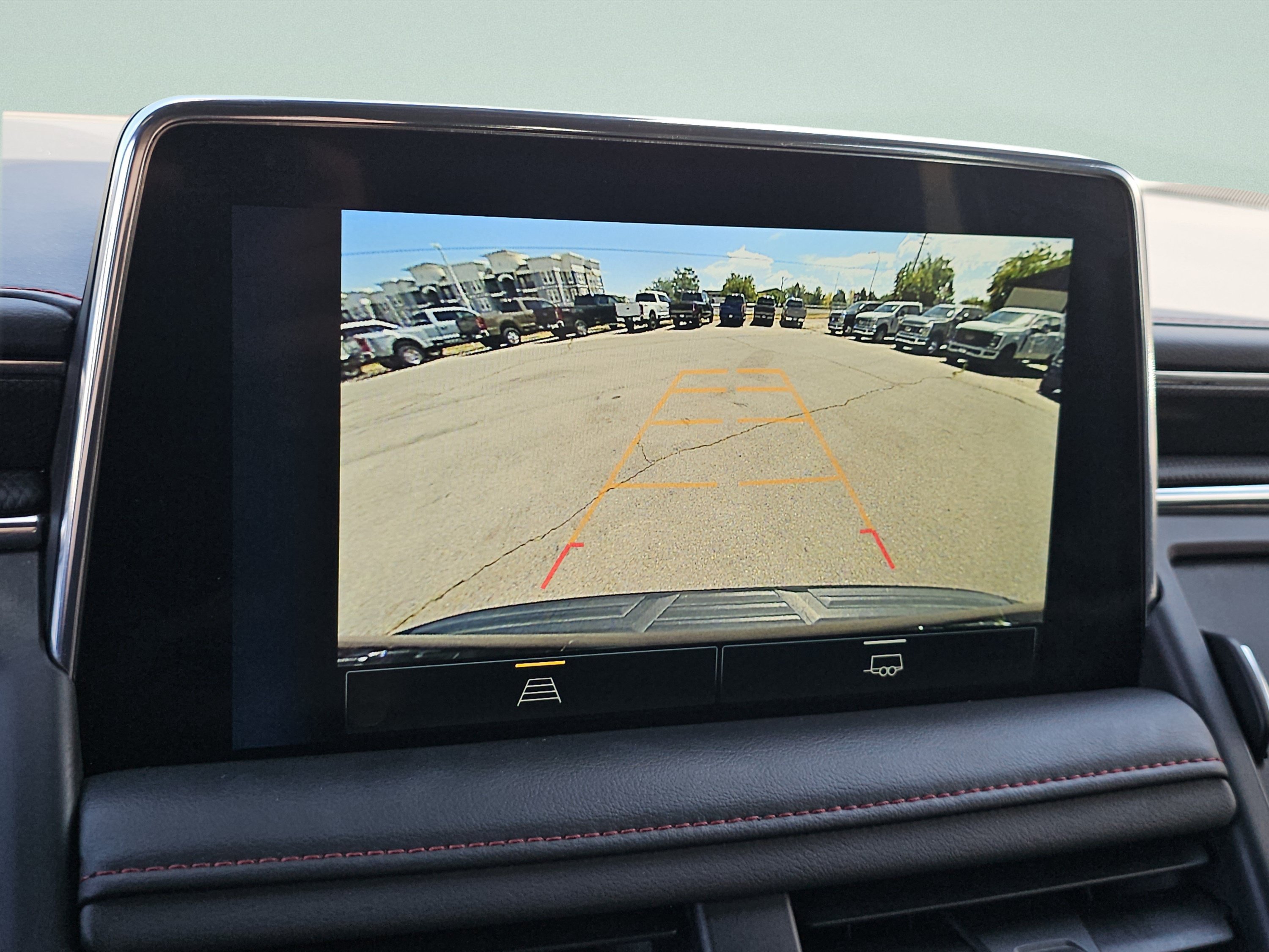 Used 2023 Chevrolet Tahoe RST AWD/4WD image 11