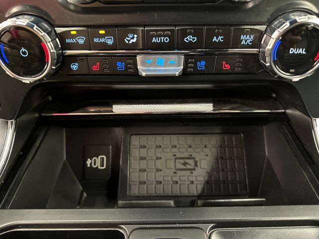 Certified 2025 Ford F150 Platinum w/ FX4 Off-Road Package image 32