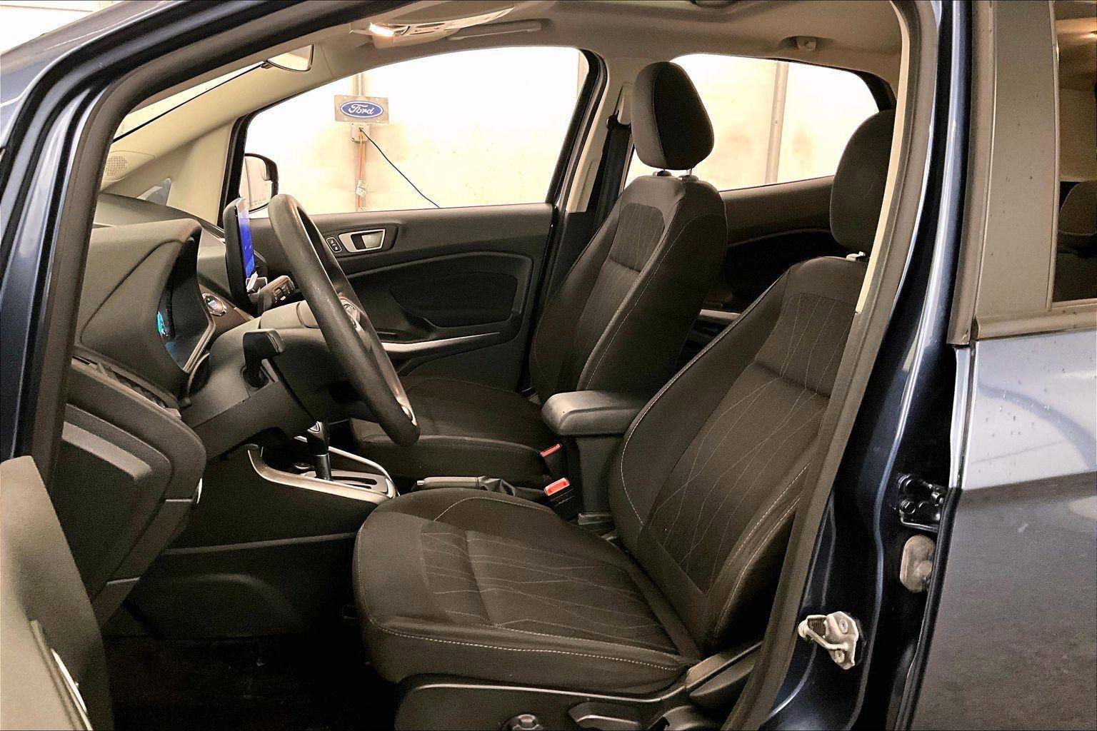 Certified 2021 Ford EcoSport SE image 24