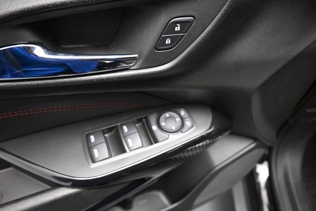 Used 2024 Chevrolet Trax RS w/ Sunroof Package FWD image 10
