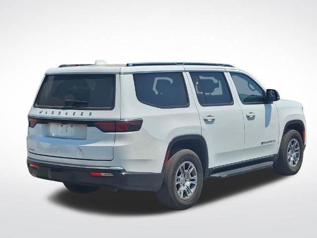 Used 2023 Jeep Wagoneer 4WD image 9