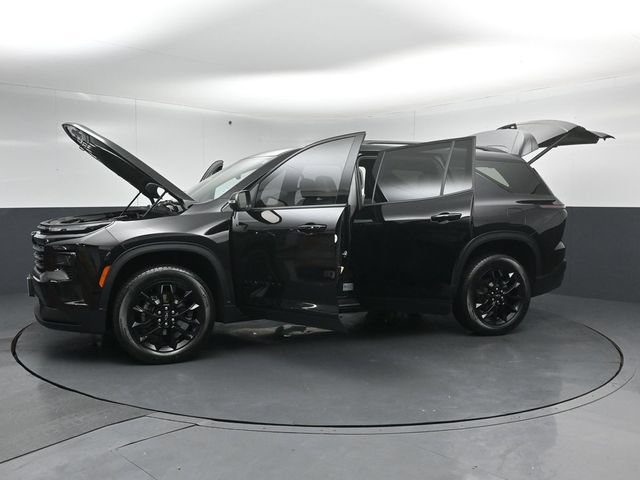 Used 2024 Chevrolet Traverse LT w/ Midnight/Sport Edition AWD/4WD image 54
