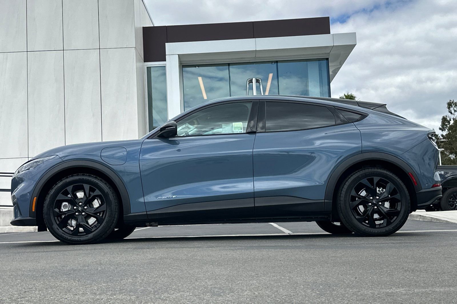 Certified 2024 Ford Mustang Mach-E Select RWD image 6