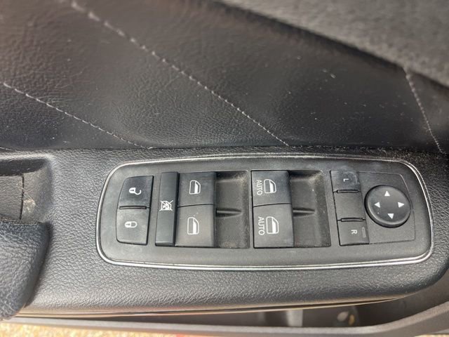 Used 2022 Dodge Charger SXT w/ Blacktop Package image 14