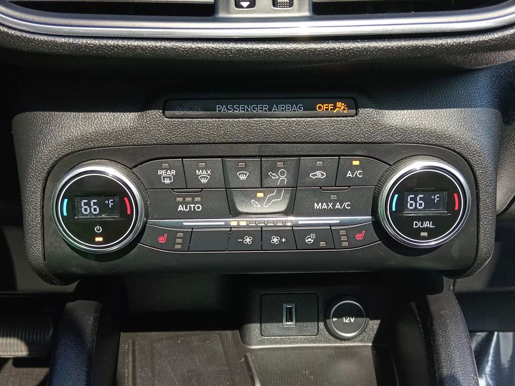 Certified 2020 Ford Escape Titanium w/ Titanium Premium Package 2.0 image 23