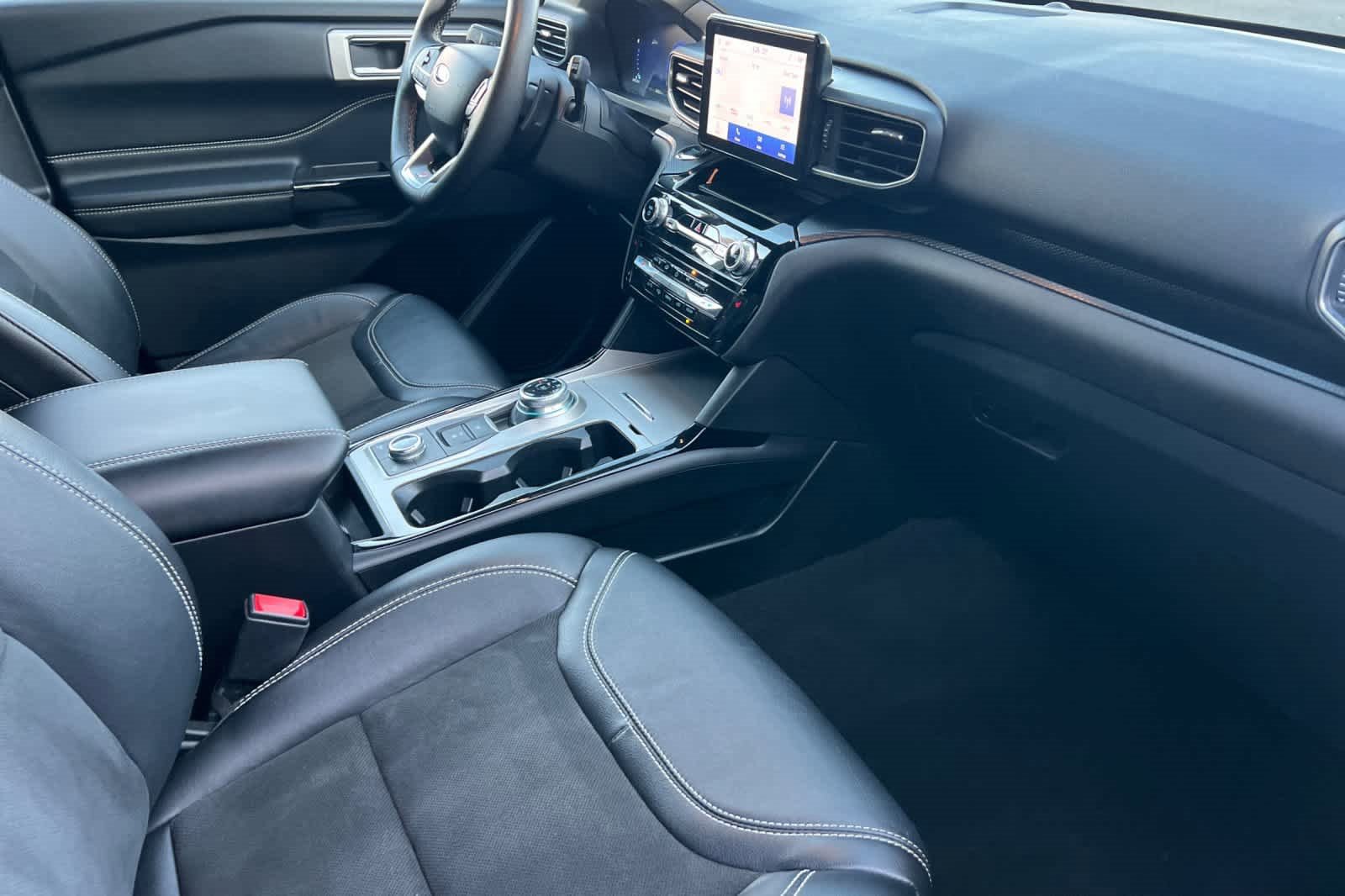 Certified 2022 Ford Explorer ST image 18