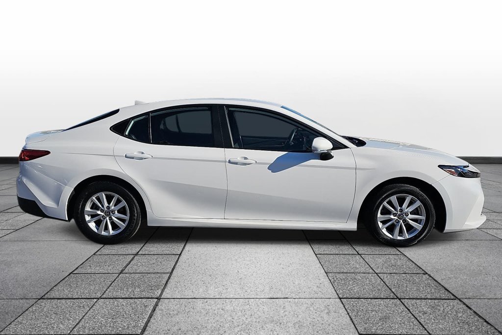 Used 2025 Toyota Camry LE FWD image 4