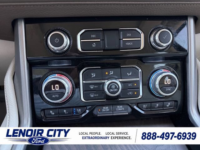 Used 2021 GMC Yukon Denali w/ Denali Premium Package AWD/4WD image 26