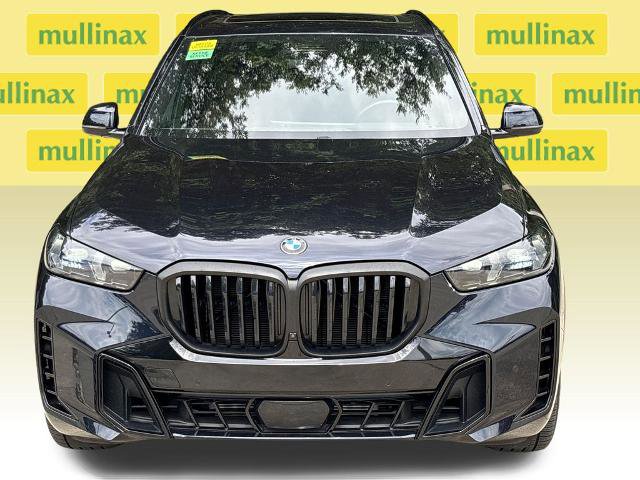 Used 2024 BMW X5 xDrive40i w/ M Sport Package AWD/4WD image 15