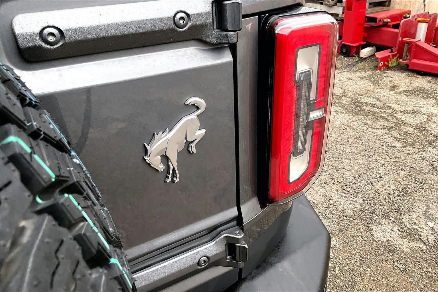 Certified 2023 Ford Bronco Outer Banks AWD/4WD image 10
