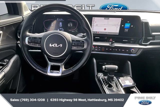 Used 2024 Kia Sportage EX image 7