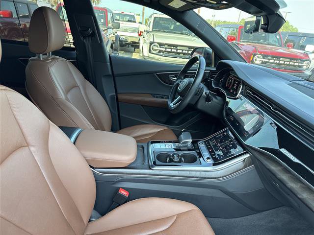 Used 2022 Audi Q8 Prestige AWD/4WD image 19