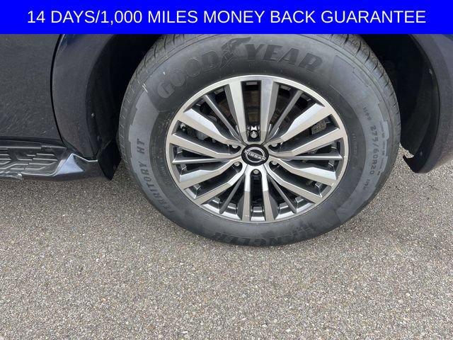Used 2021 Nissan Armada SL w/ Captain's Chairs Package AWD/4WD image 6