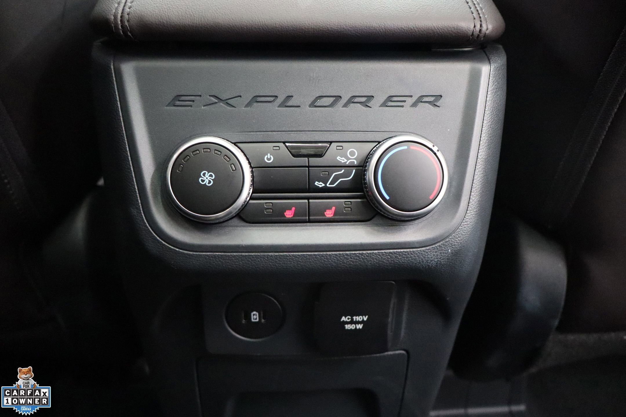 Certified 2025 Ford Explorer Platinum RWD image 35