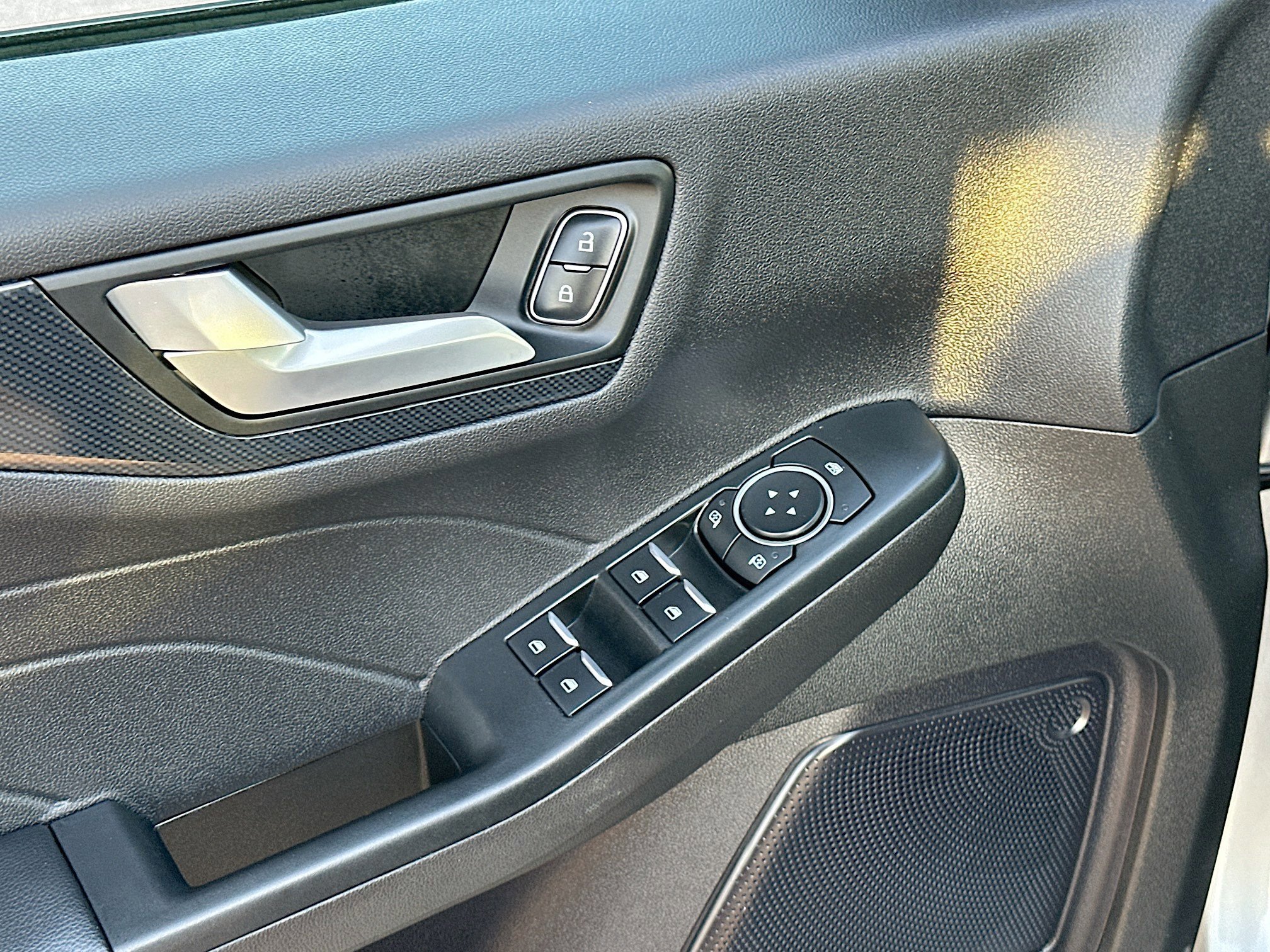 Certified 2024 Ford Escape ST-Line w/ Tech Pack #1 image 18