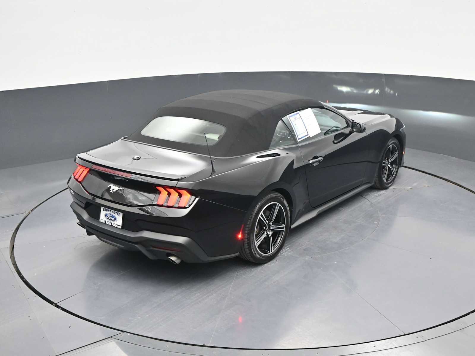 Certified 2025 Ford Mustang Premium RWD image 31