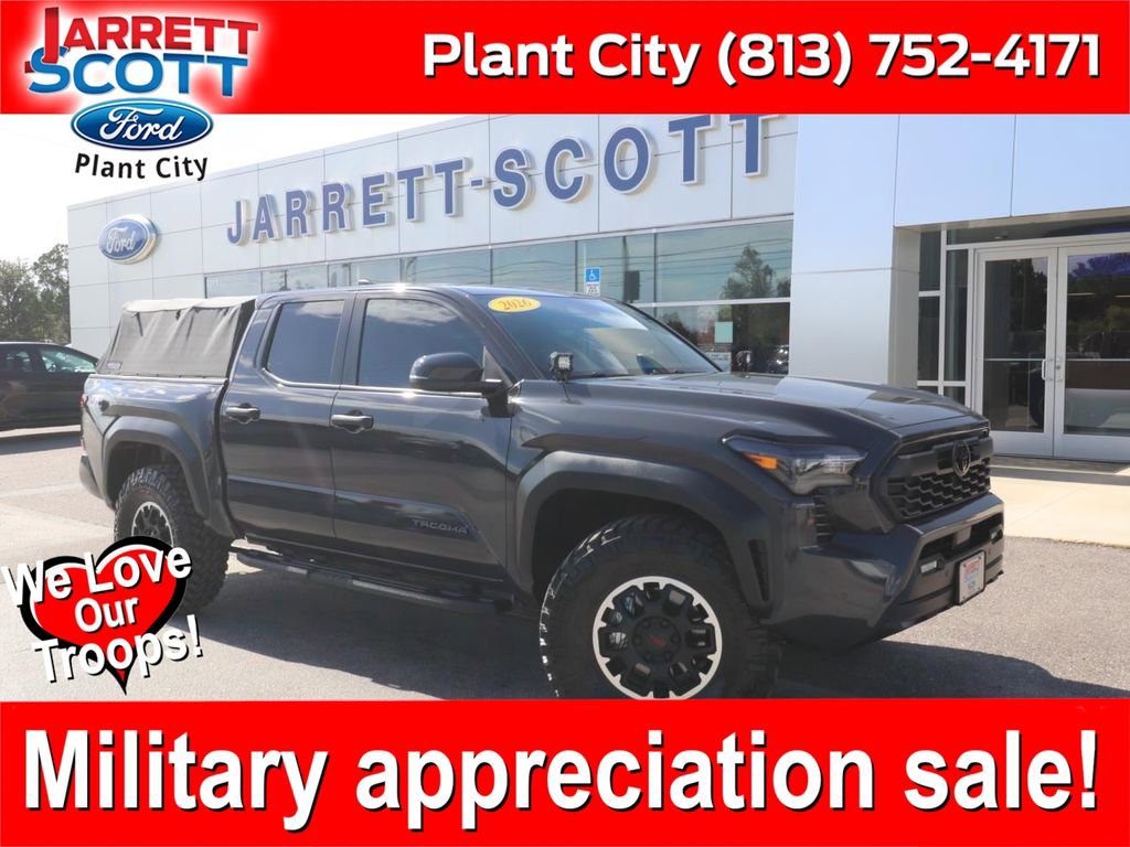 Used 2026 Toyota Tacoma TRD Off-Road w/ TRD Off Road Upgrade Package AWD/4WD image 1