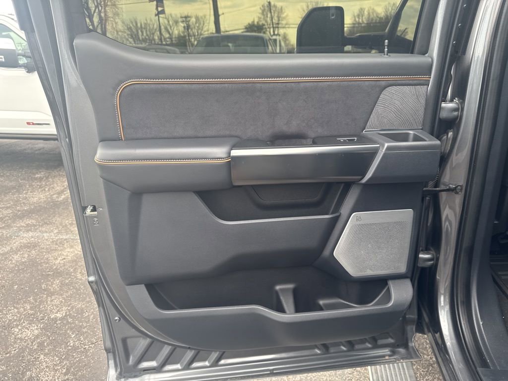 Certified 2024 Ford F350 Platinum AWD/4WD image 33