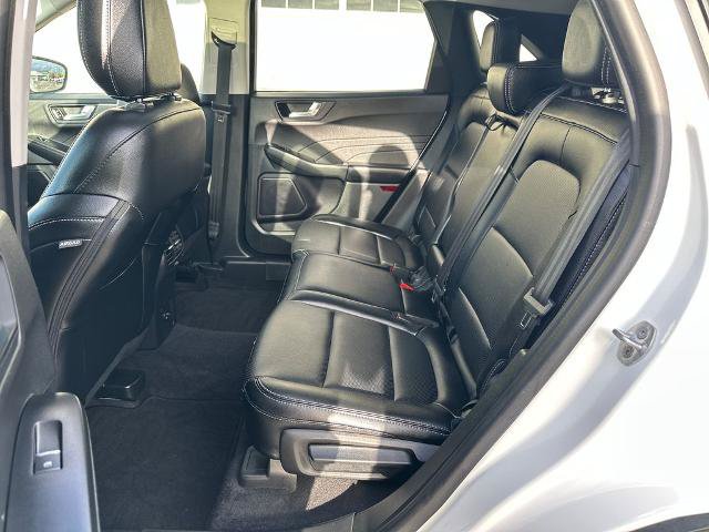 Certified 2022 Ford Escape Titanium w/ Class II Trailer Tow Package AWD/4WD image 15