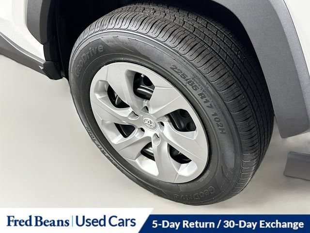 Used 2023 Toyota RAV4 LE AWD/4WD image 33