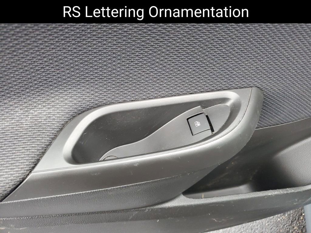 Used 2017 Chevrolet Cruze LT w/ RS Package image 12