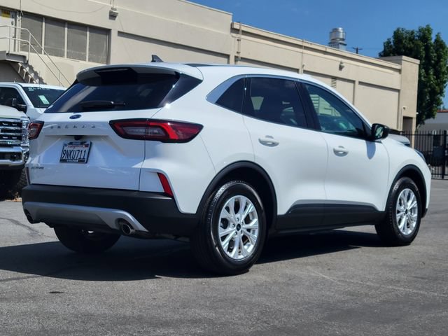 Certified 2024 Ford Escape Active FWD image 2