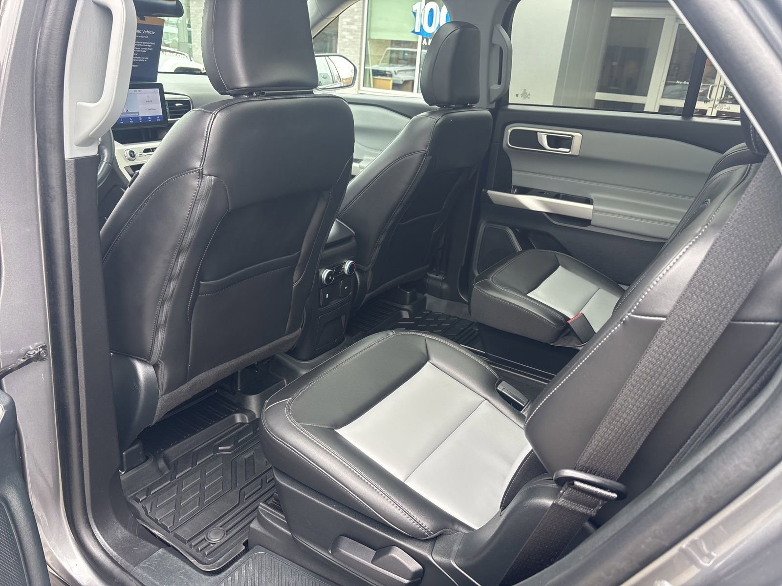 Certified 2023 Ford Explorer XLT w/ Equipment Group 202A image 37