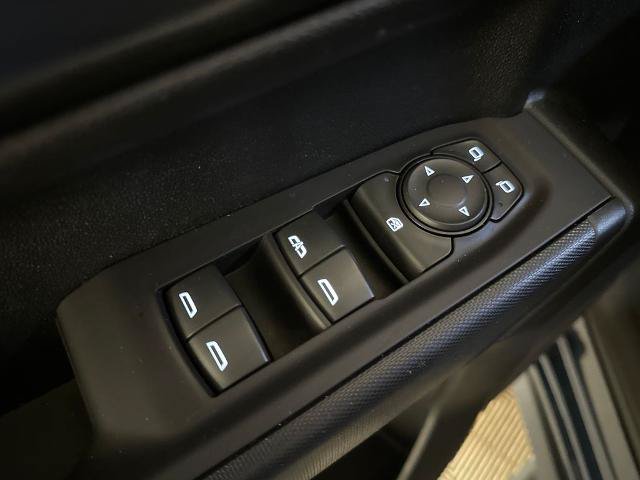 Used 2021 Chevrolet Silverado 1500 Custom w/ LPO, Dark Essentials Package AWD/4WD image 15