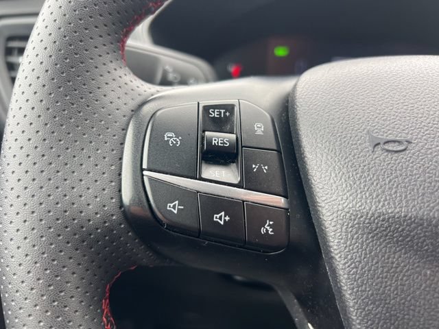 Certified 2023 Ford Escape ST-Line Select w/ Tech Pack #1 AWD/4WD image 9