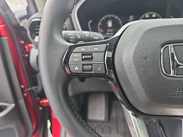 Used 2025 Honda Pilot Touring image 19