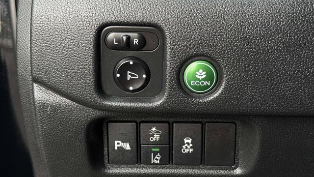 Used 2021 Honda Pilot Touring image 11