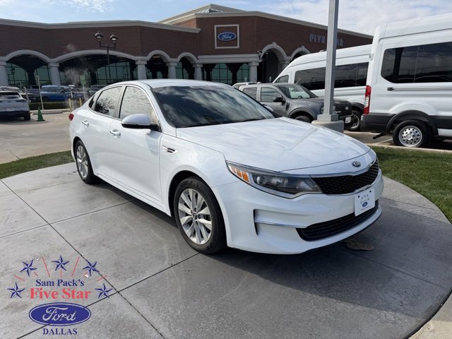 Used 2018 Kia Optima LX w/ 17" Alloy Wheels Package image 4