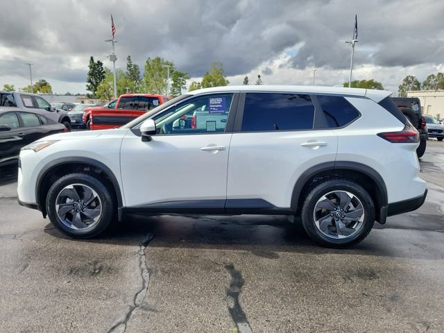 Used 2024 Nissan Rogue SV image 27