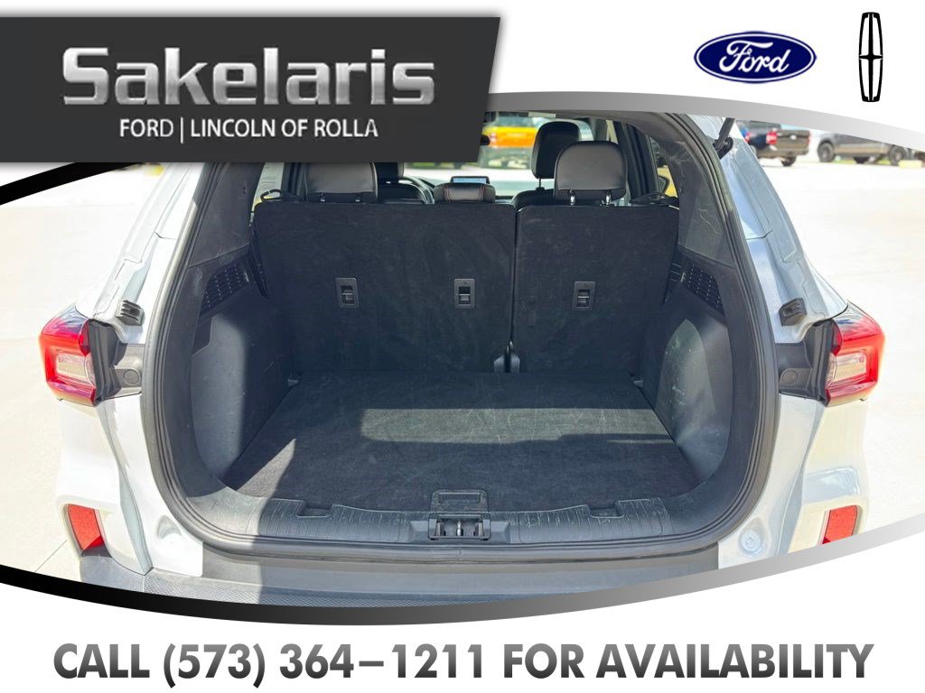 Certified 2025 Ford Escape ST-Line AWD/4WD image 38