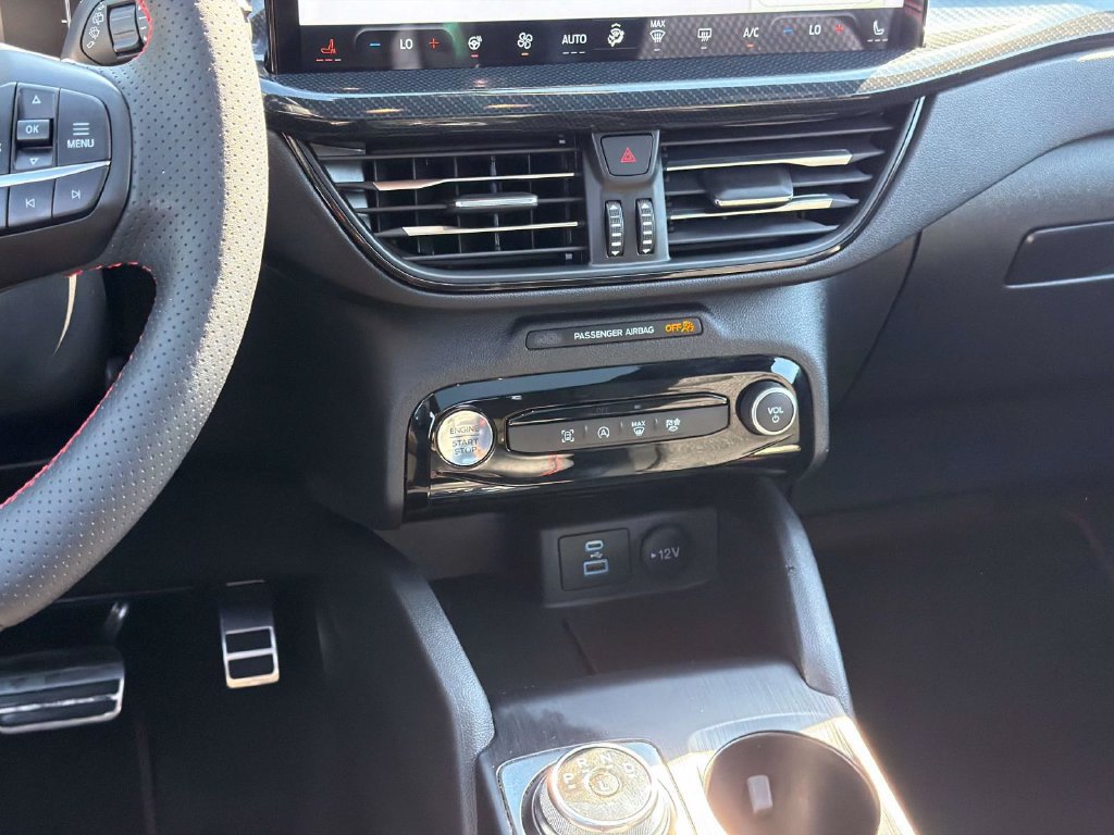 Certified 2023 Ford Escape ST-Line w/ Tech Pack #1 FWD image 18