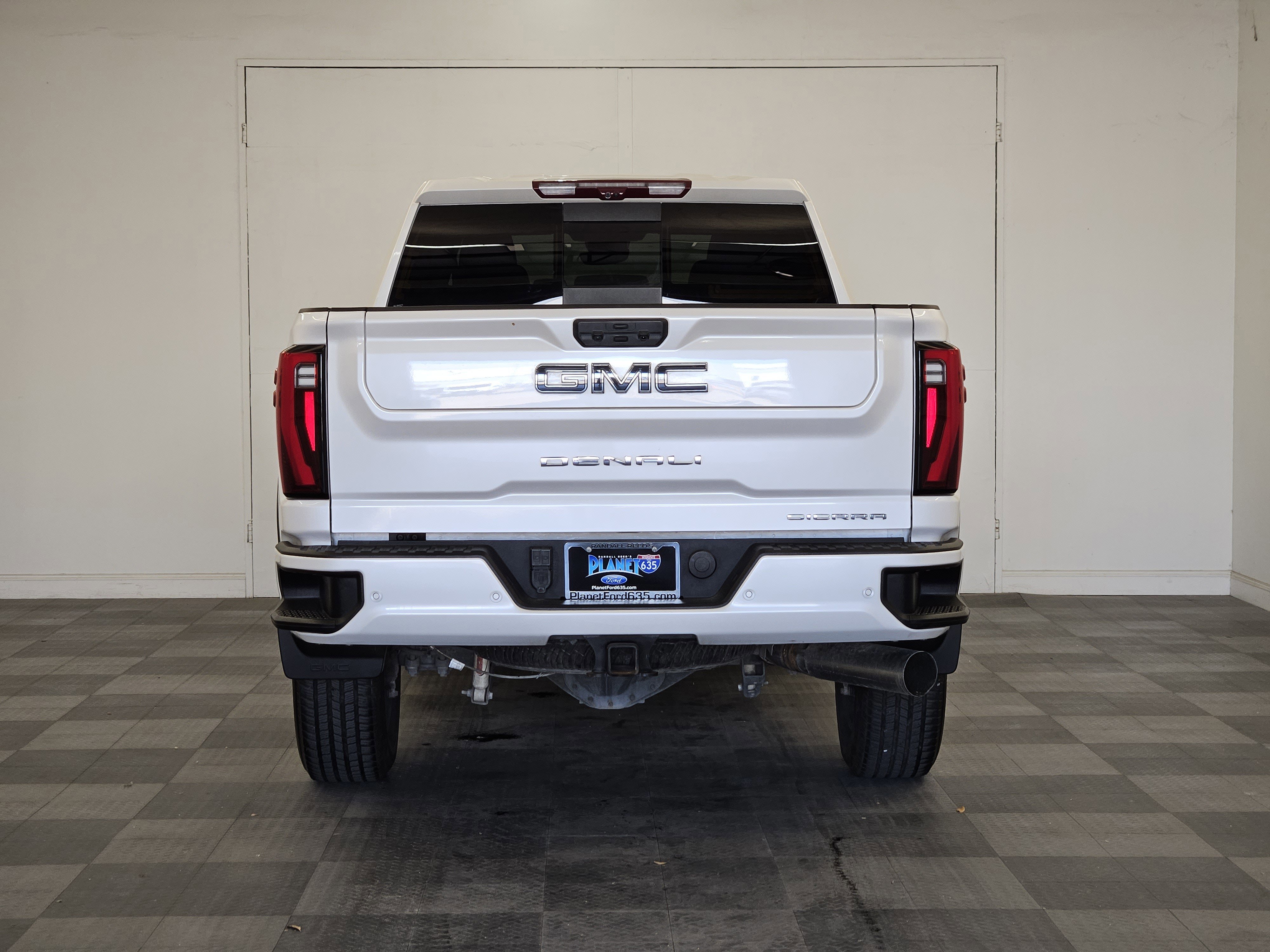 Used 2024 GMC Sierra 2500 Denali Ultimate image 3