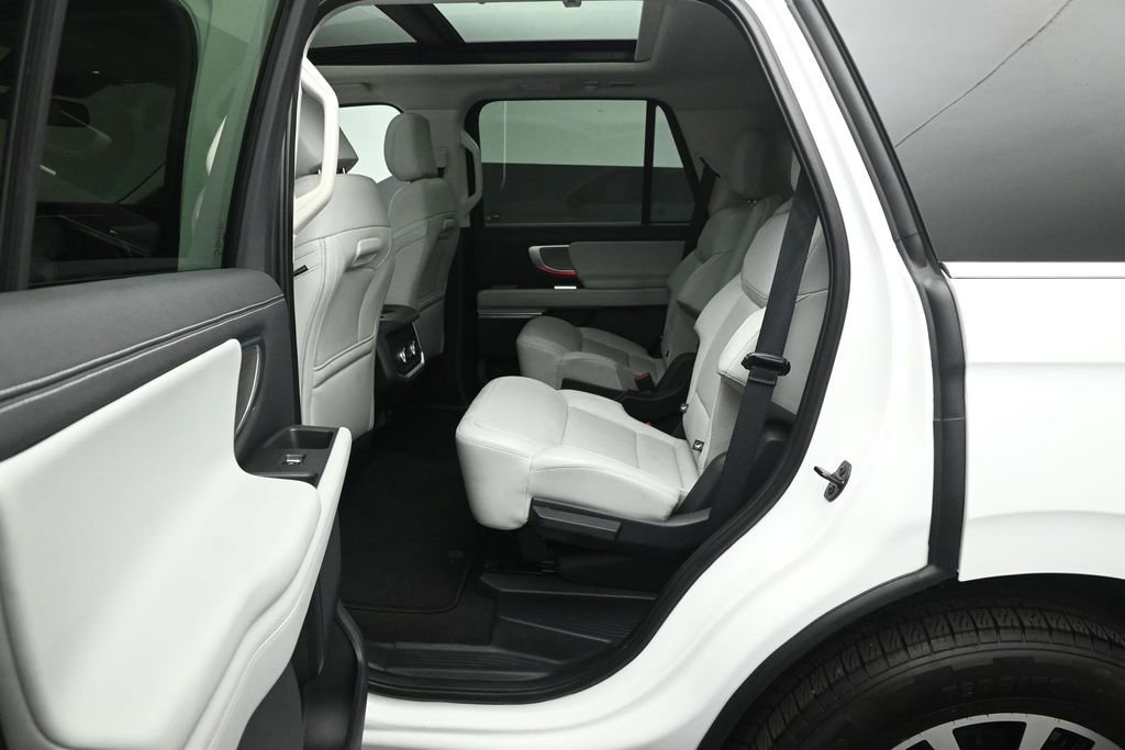 Certified 2025 Ford Expedition Platinum AWD/4WD image 21