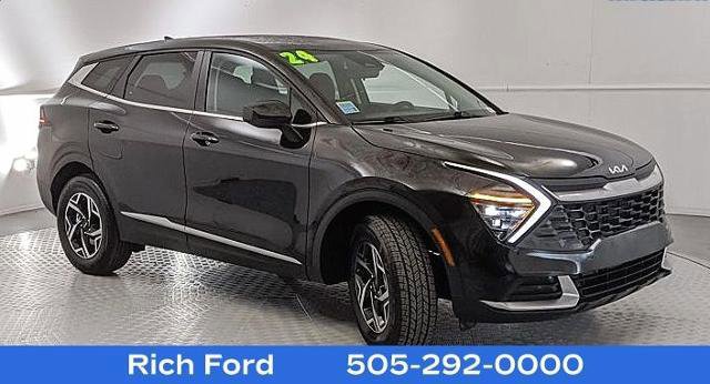 Used 2024 Kia Sportage LX image 6