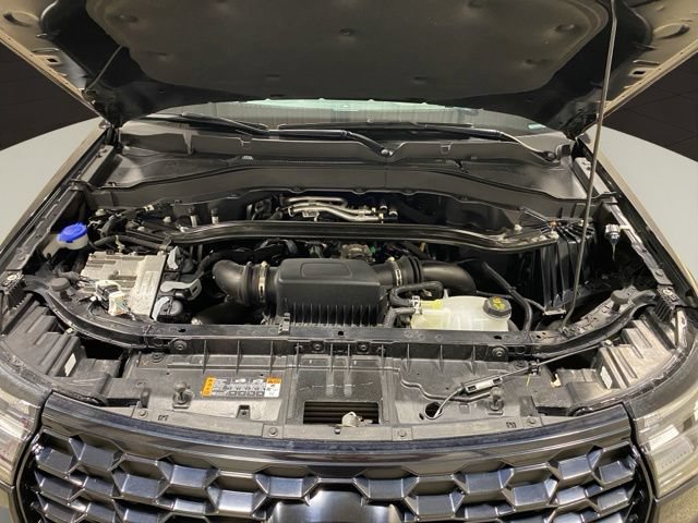 Certified 2025 Ford Explorer ST AWD/4WD image 24