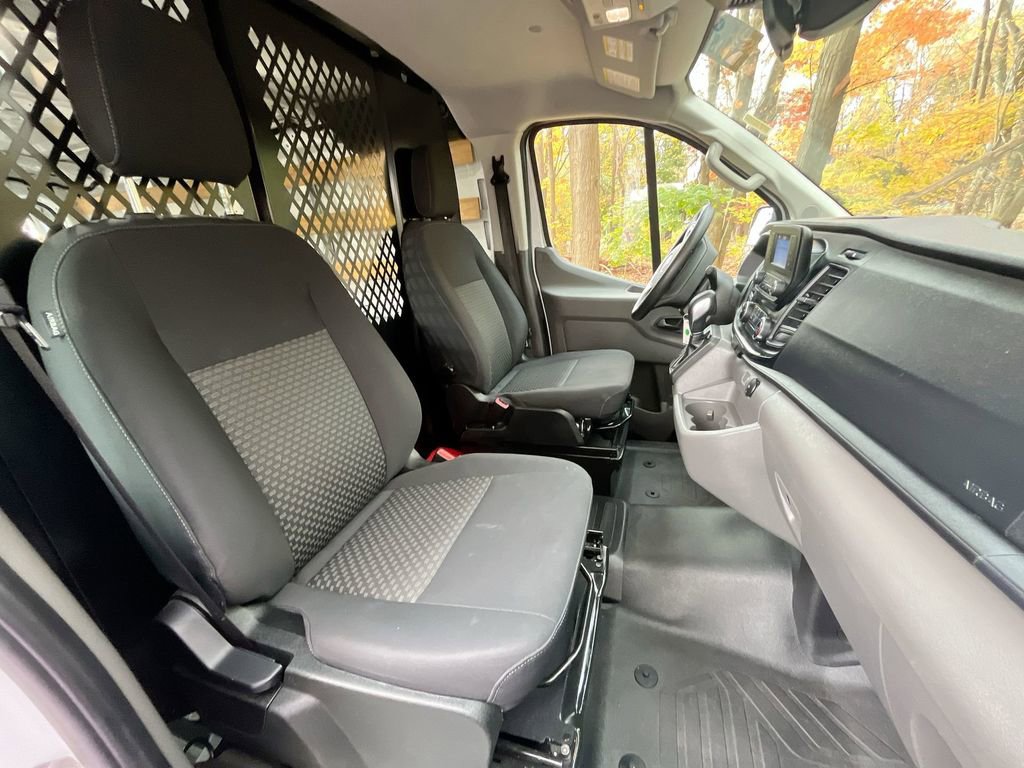 Certified 2024 Ford Transit 250 Low Roof w/ Exterior Upgrade Package RWD image 24