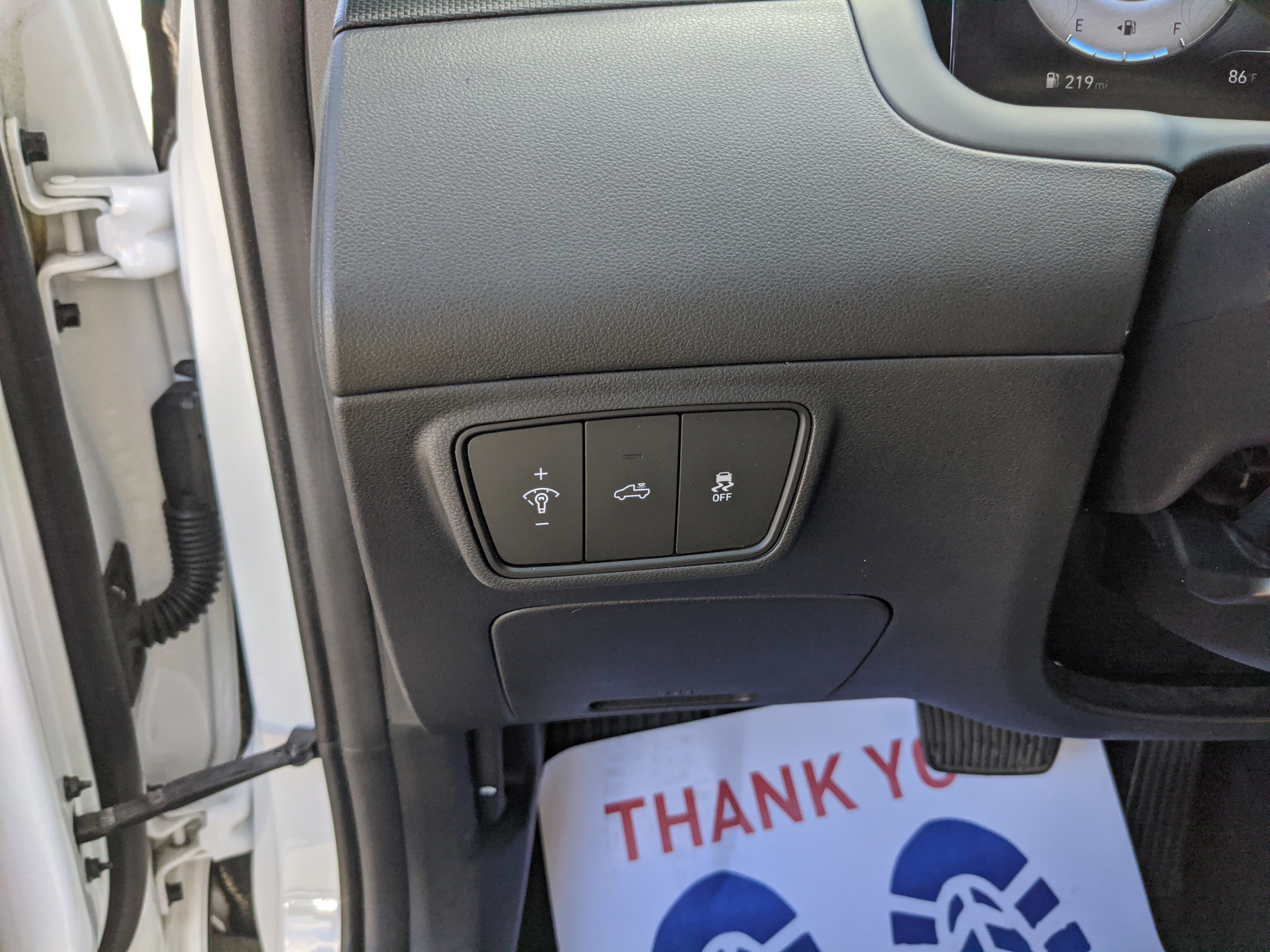 Used 2022 Hyundai Santa Cruz SEL Premium w/ Cargo Package image 27