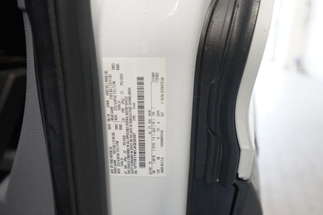 Certified 2018 Ford Transit 250 130 Low Roof w/ Exterior Upgrade Package image 24