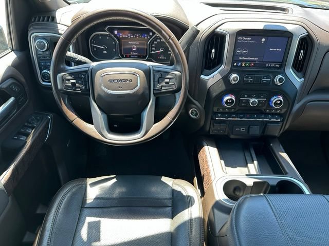 Used 2023 GMC Sierra 3500 Denali w/ Denali Black Diamond Edition AWD/4WD image 14