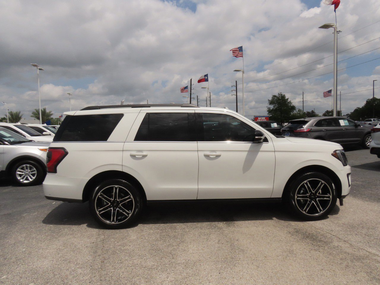 Certified 2021 Ford Expedition Limited RWD image 6
